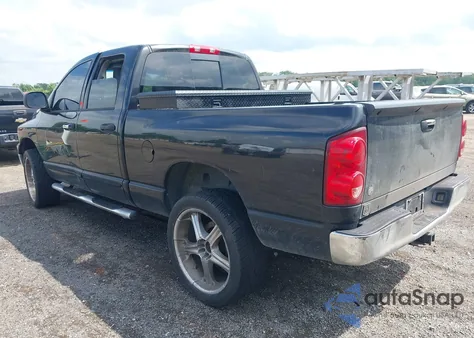 2007 Dodge Ram 1500 Slt/Trx4 Off Road/Sport z USA, uszkodzony, nr VIN 1D7HU18267S116620